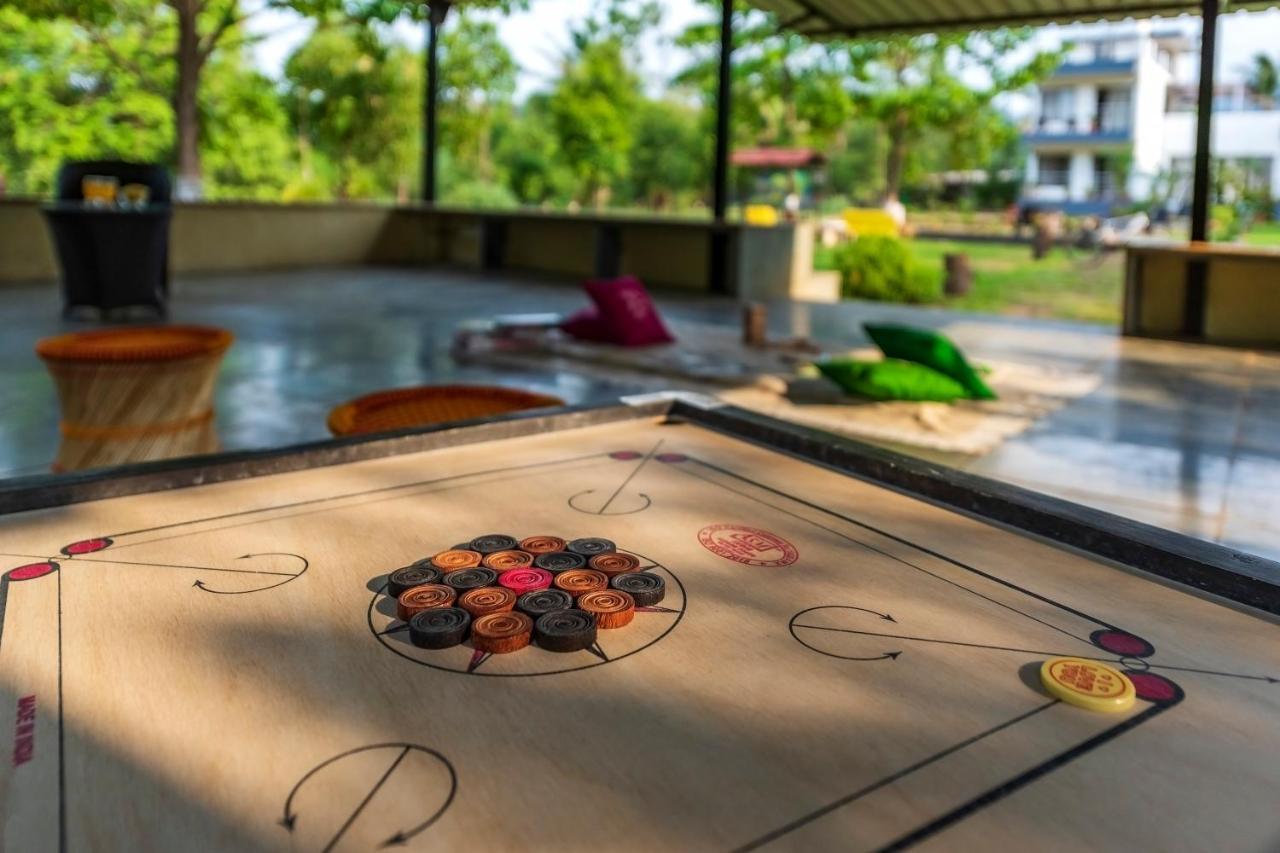 Saffronstays Lakeview Nivara - Farm Stay Villa With Private Pool Near Pune Esterno foto