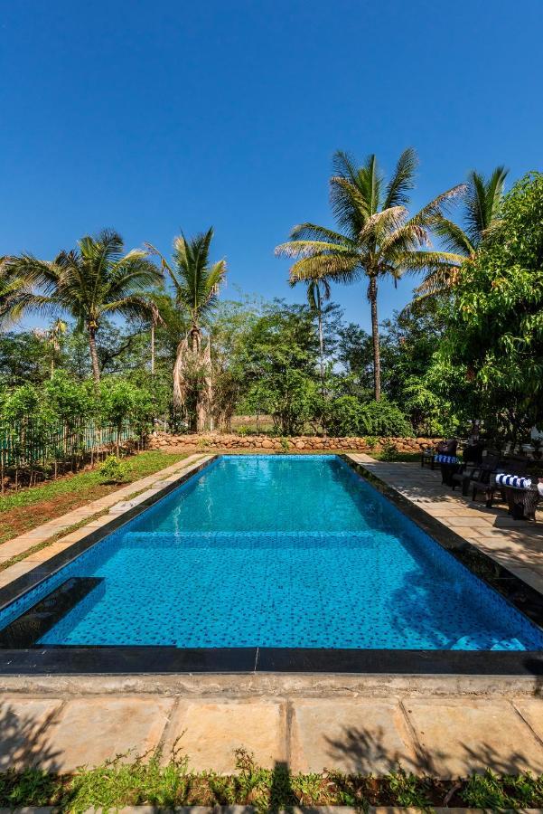 Saffronstays Lakeview Nivara - Farm Stay Villa With Private Pool Near Pune Esterno foto