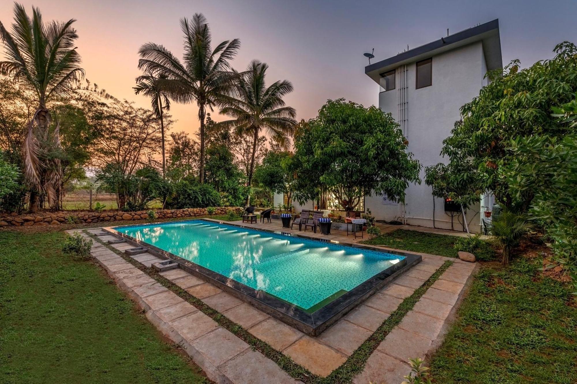 Saffronstays Lakeview Nivara - Farm Stay Villa With Private Pool Near Pune Esterno foto