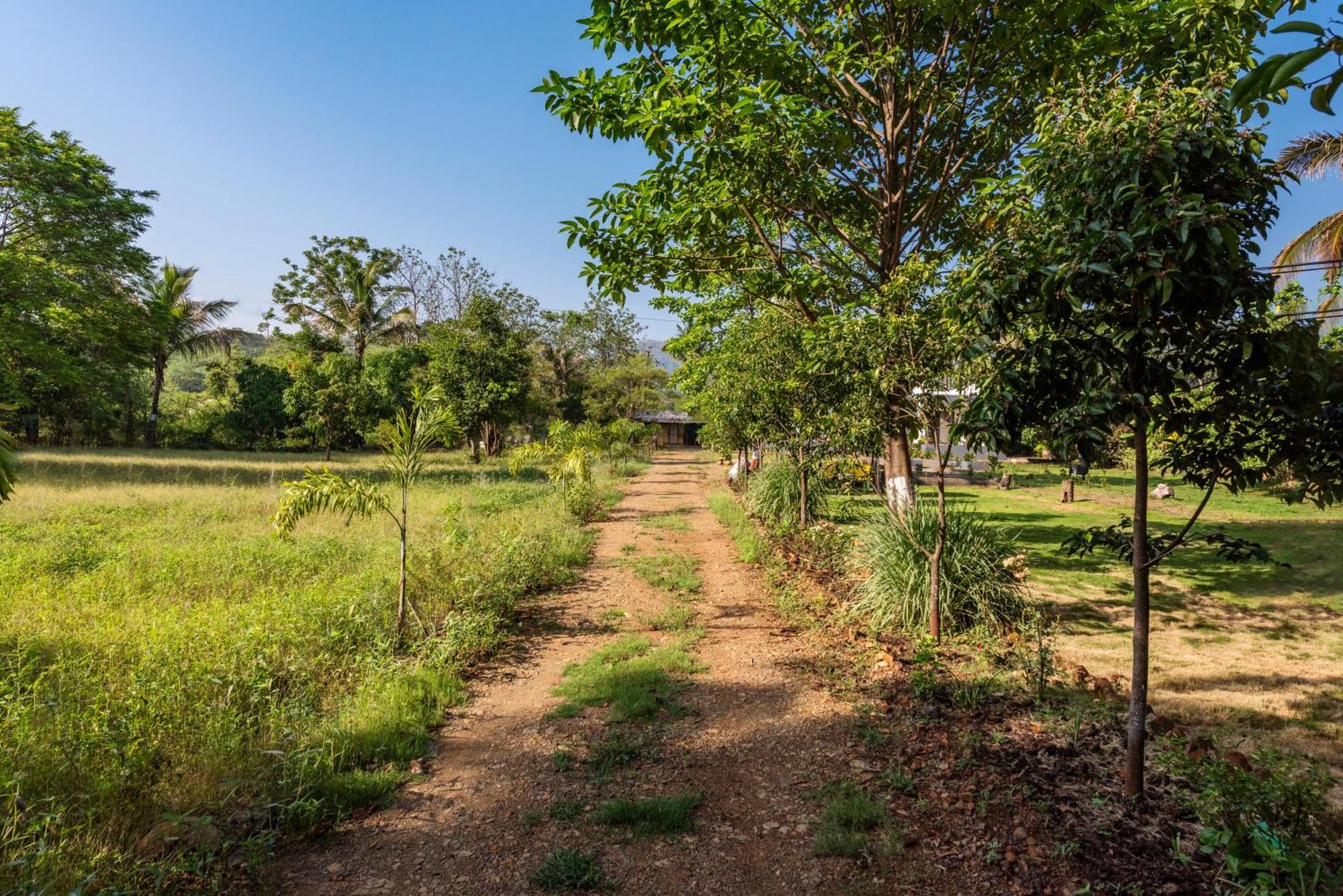 Saffronstays Lakeview Nivara - Farm Stay Villa With Private Pool Near Pune Esterno foto
